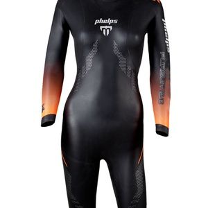 Women’s wetsuit medium-new